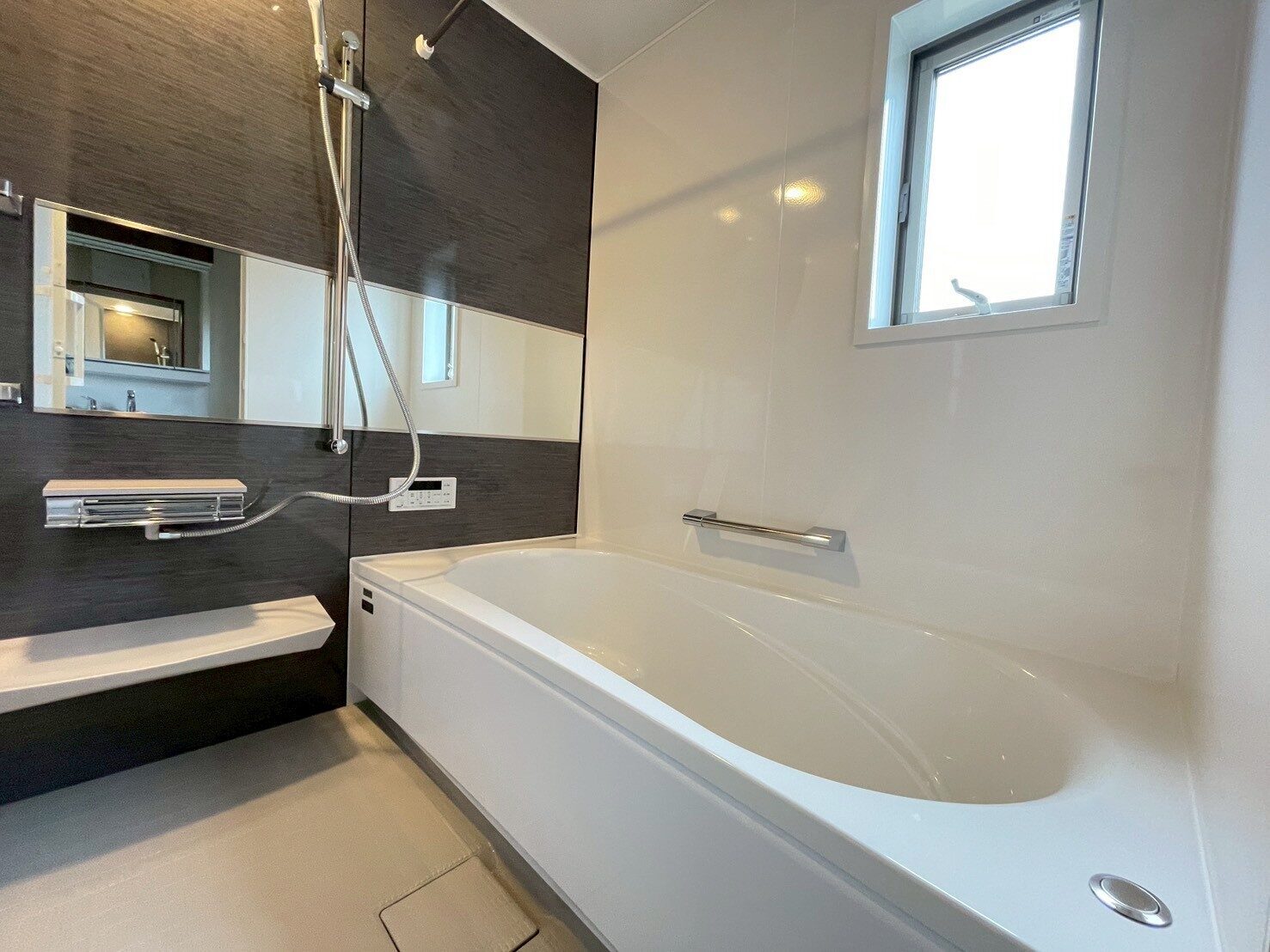 明石市二見町東二見