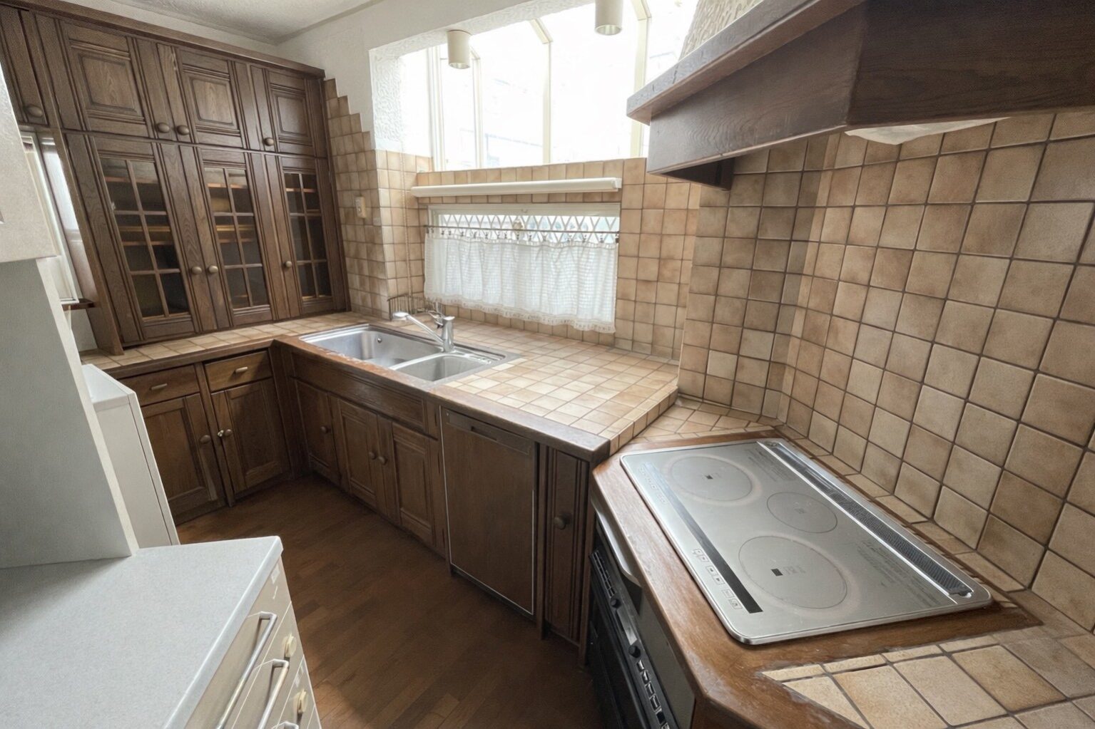 明石市魚住町西岡